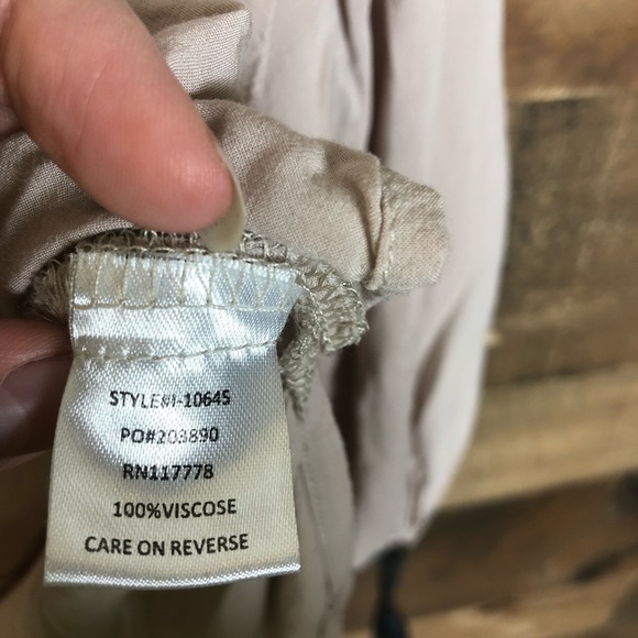 Love stitch top Womens size small - Picture 4 of 6